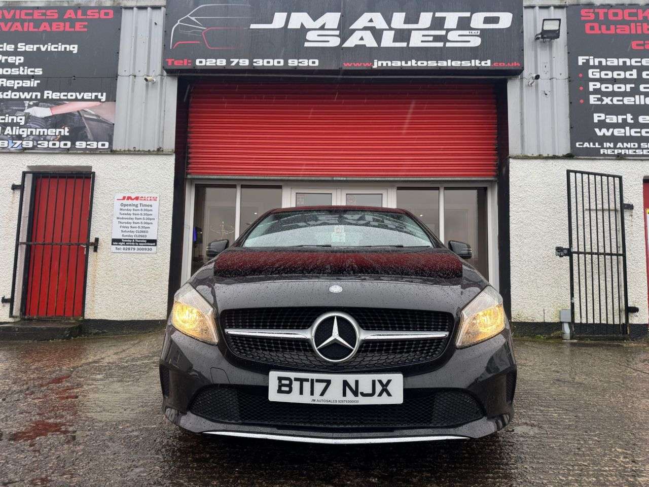 A 2017 MERCEDES-BENZ A-CLASS 1.5 A180d Sport Hatchback 5dr Diesel Manual Euro 6 (s/s) (109 ps) A 2017 MERCEDES-BENZ A-CLASS 1.5 A180d Sport Hatchback 5dr Diesel Manual Euro 6 (s/s) (109 ps)