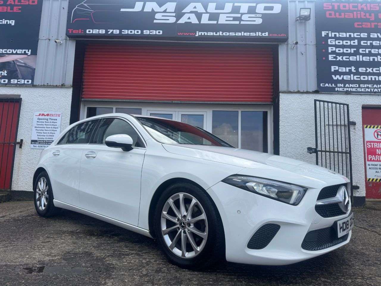 A 2018 MERCEDES-BENZ A-CLASS 1.5 A180d Sport (Premium) Hatchback 5dr Diesel 7G-DCT Euro 6 (s/s) (116 ps) A 2018 MERCEDES-BENZ A-CLASS 1.5 A180d Sport (Premium) Hatchback 5dr Diesel 7G-DCT Euro 6 (s/s) (116 ps)