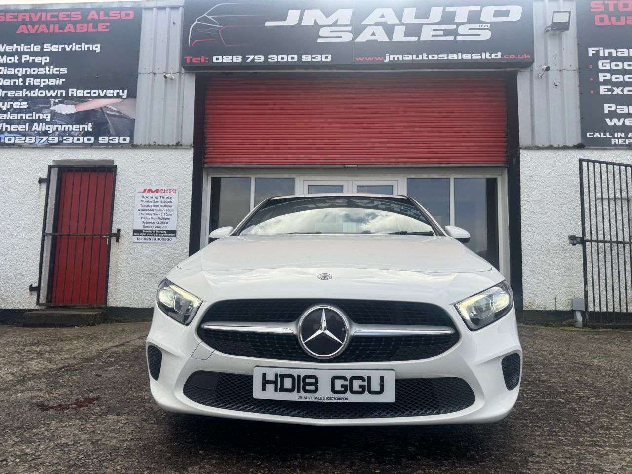 A 2018 MERCEDES-BENZ A-CLASS 1.5 A180d Sport (Premium) Hatchback 5dr Diesel 7G-DCT Euro 6 (s/s) (116 ps) A 2018 MERCEDES-BENZ A-CLASS 1.5 A180d Sport (Premium) Hatchback 5dr Diesel 7G-DCT Euro 6 (s/s) (116 ps)