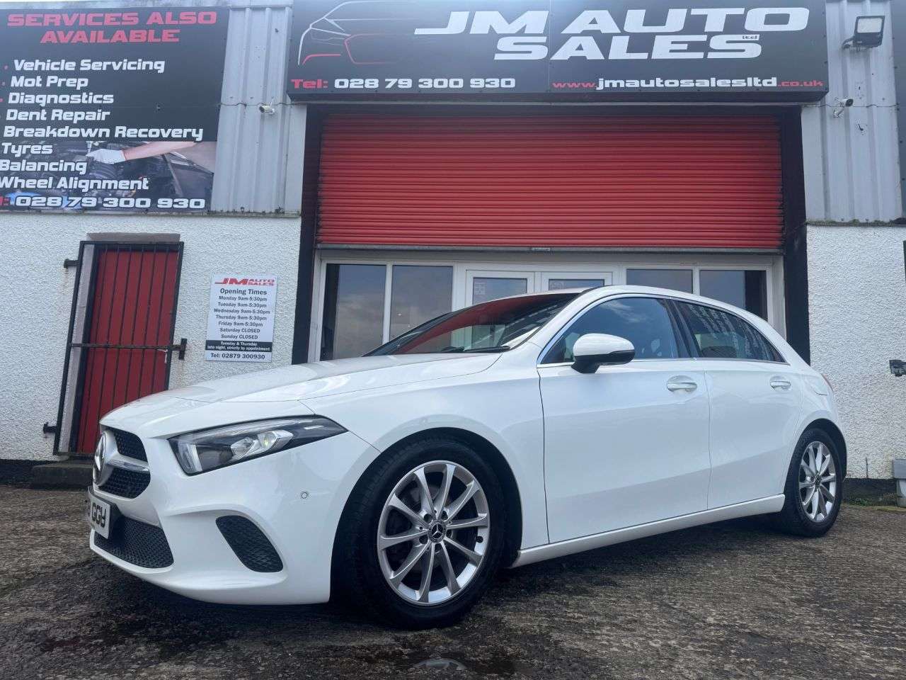 A 2018 MERCEDES-BENZ A-CLASS 1.5 A180d Sport (Premium) Hatchback 5dr Diesel 7G-DCT Euro 6 (s/s) (116 ps) A 2018 MERCEDES-BENZ A-CLASS 1.5 A180d Sport (Premium) Hatchback 5dr Diesel 7G-DCT Euro 6 (s/s) (116 ps)