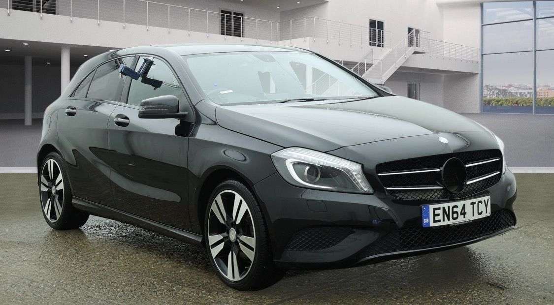 A 2015 MERCEDES-BENZ A-CLASS 1.5 A180 CDI Sport Hatchback 5dr Diesel 7G-DCT Euro 5 (s/s) (109 ps) A 2015 MERCEDES-BENZ A-CLASS 1.5 A180 CDI Sport Hatchback 5dr Diesel 7G-DCT Euro 5 (s/s) (109 ps)