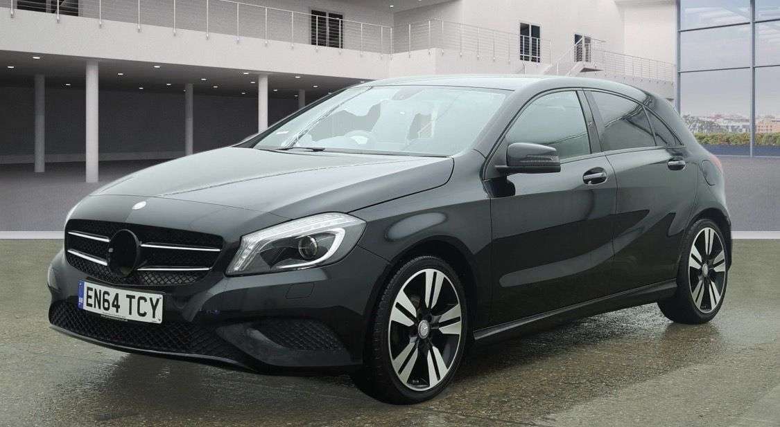 A 2015 MERCEDES-BENZ A-CLASS 1.5 A180 CDI Sport Hatchback 5dr Diesel 7G-DCT Euro 5 (s/s) (109 ps) A 2015 MERCEDES-BENZ A-CLASS 1.5 A180 CDI Sport Hatchback 5dr Diesel 7G-DCT Euro 5 (s/s) (109 ps)