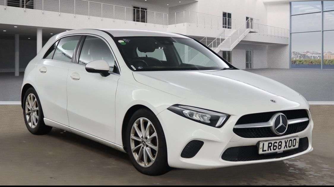 A 2018 MERCEDES-BENZ A-CLASS 1.5 A180d Sport Hatchback 5dr Diesel 7G-DCT Euro 6 (s/s) (116 ps) A 2018 MERCEDES-BENZ A-CLASS 1.5 A180d Sport Hatchback 5dr Diesel 7G-DCT Euro 6 (s/s) (116 ps)