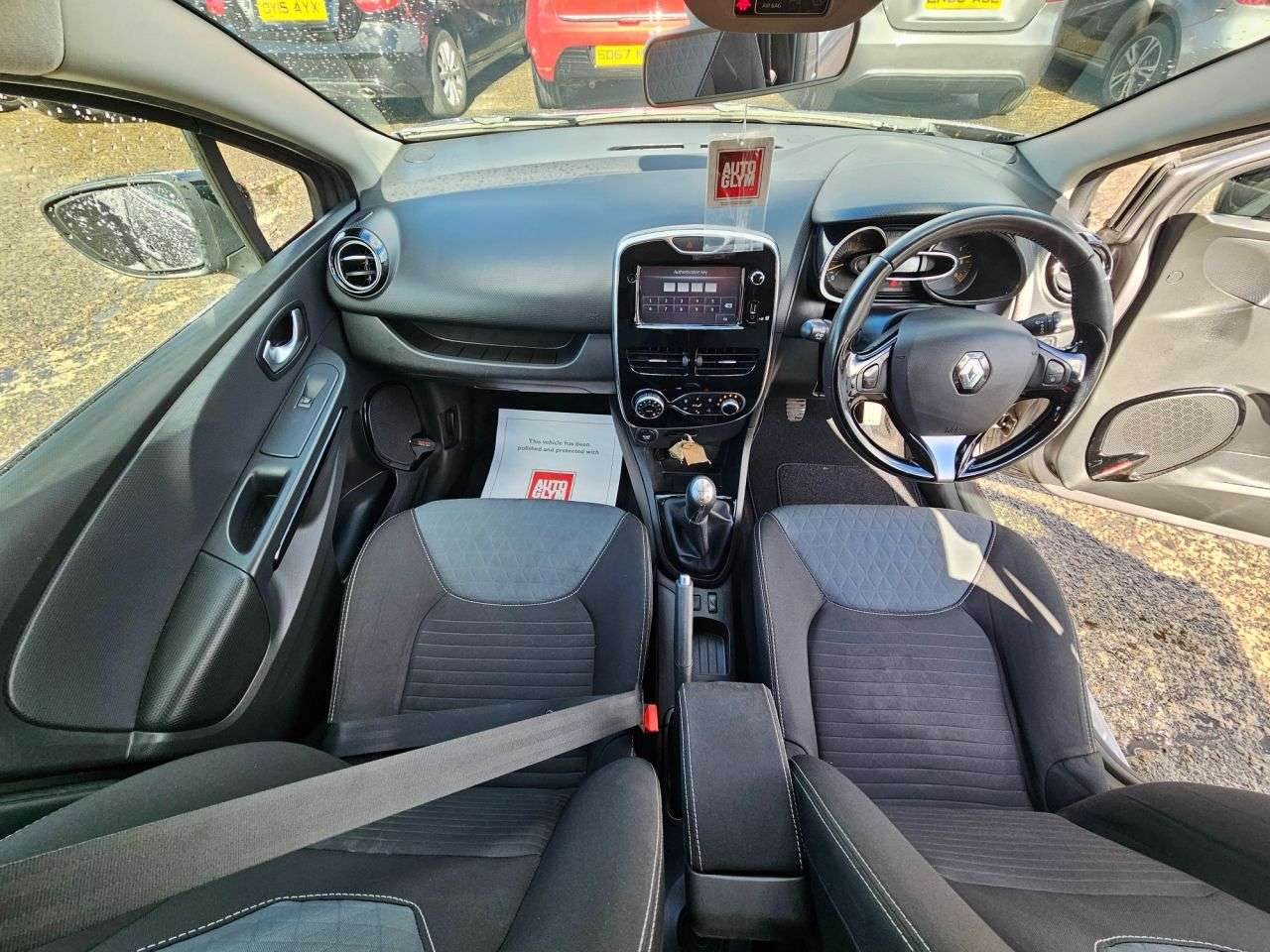 2015 RENAULT CLIO 2015 RENAULT CLIO