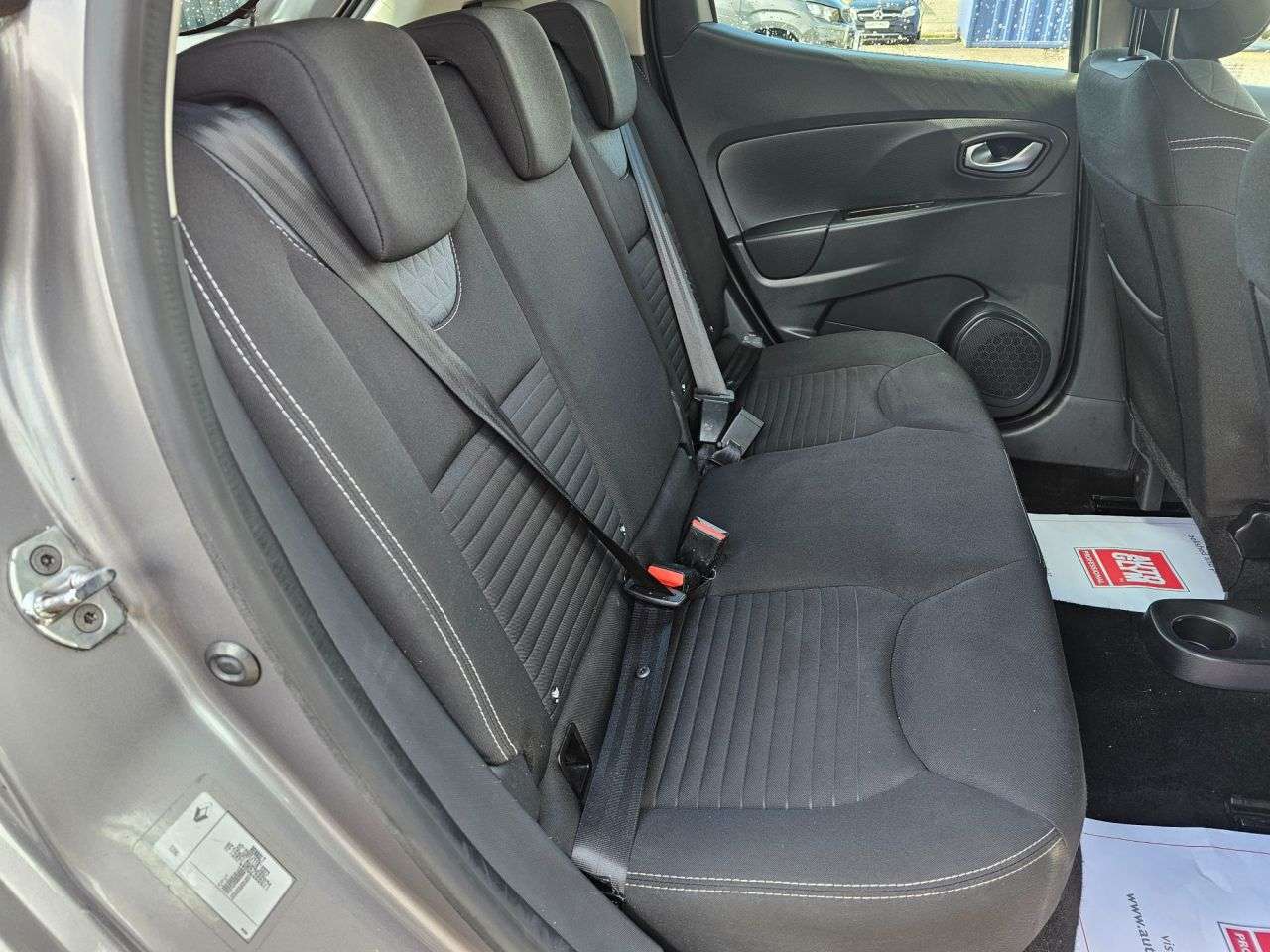 2015 RENAULT CLIO 2015 RENAULT CLIO