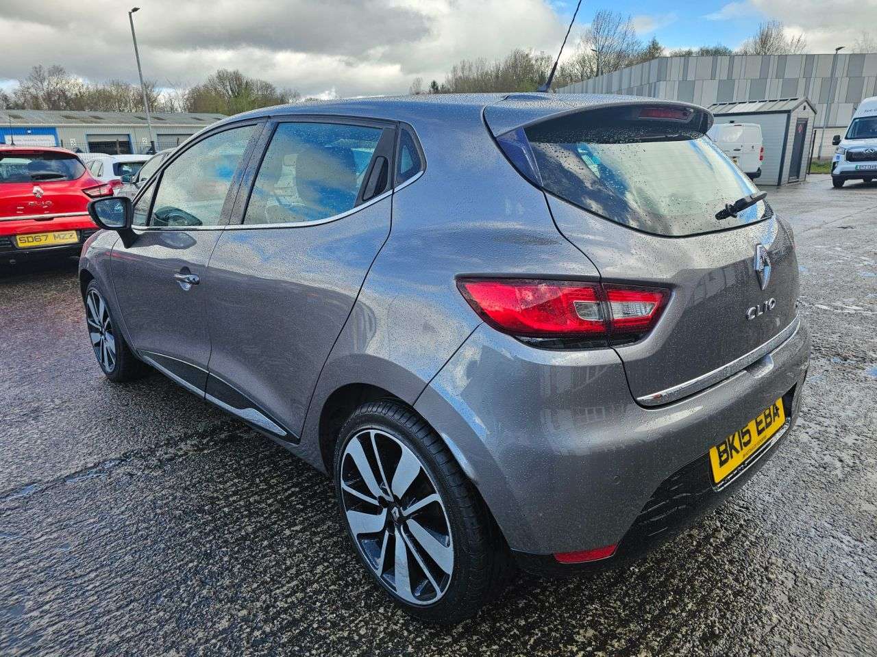 2015 RENAULT CLIO 2015 RENAULT CLIO