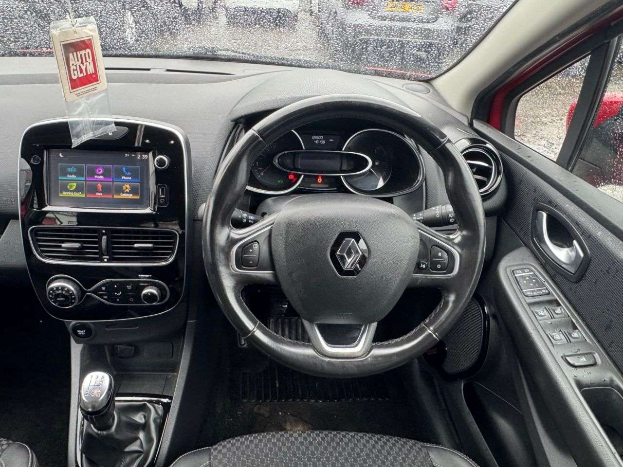 2017 RENAULT CLIO 2017 RENAULT CLIO