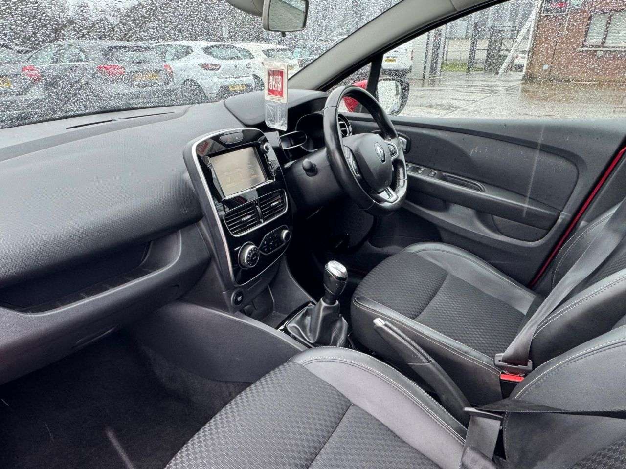 2017 RENAULT CLIO 2017 RENAULT CLIO