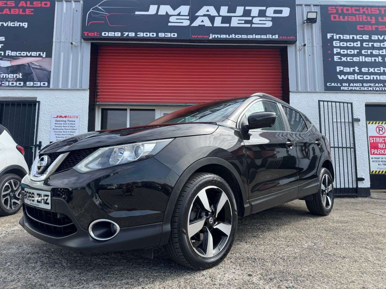 A 2016 NISSAN QASHQAI 1.5 dCi N-Connecta SUV 5dr Diesel Manual 2WD Euro 6 (s/s) (110 ps) A 2016 NISSAN QASHQAI 1.5 dCi N-Connecta SUV 5dr Diesel Manual 2WD Euro 6 (s/s) (110 ps)