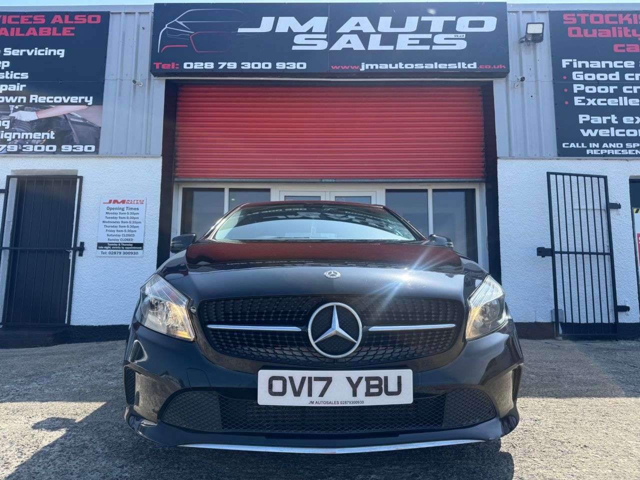 A 2017 MERCEDES A-CLASS A 180 D SE A 2017 MERCEDES A-CLASS A 180 D SE