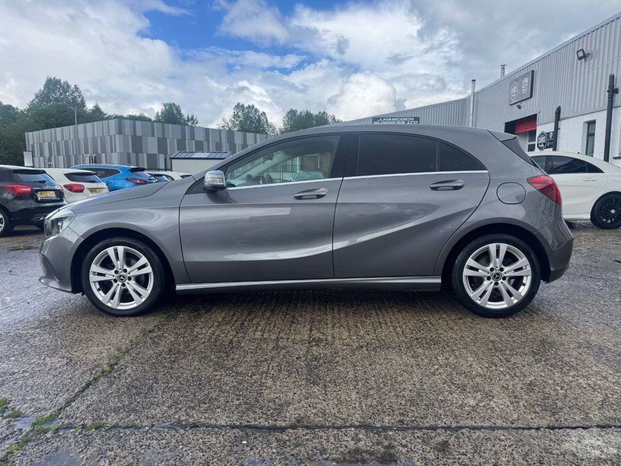 2017 MERCEDES A-CLASS 2017 MERCEDES A-CLASS