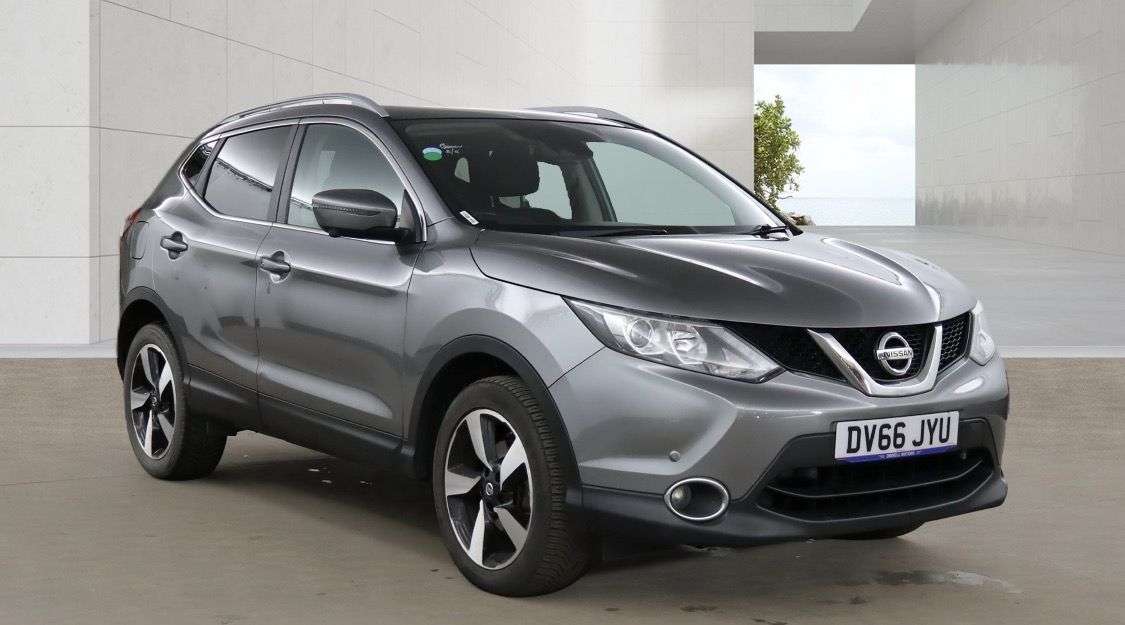 A 2016 NISSAN QASHQAI 1.5 dCi N-Connecta SUV 5dr Diesel Manual 2WD Euro 6 (s/s) (110 ps) A 2016 NISSAN QASHQAI 1.5 dCi N-Connecta SUV 5dr Diesel Manual 2WD Euro 6 (s/s) (110 ps)