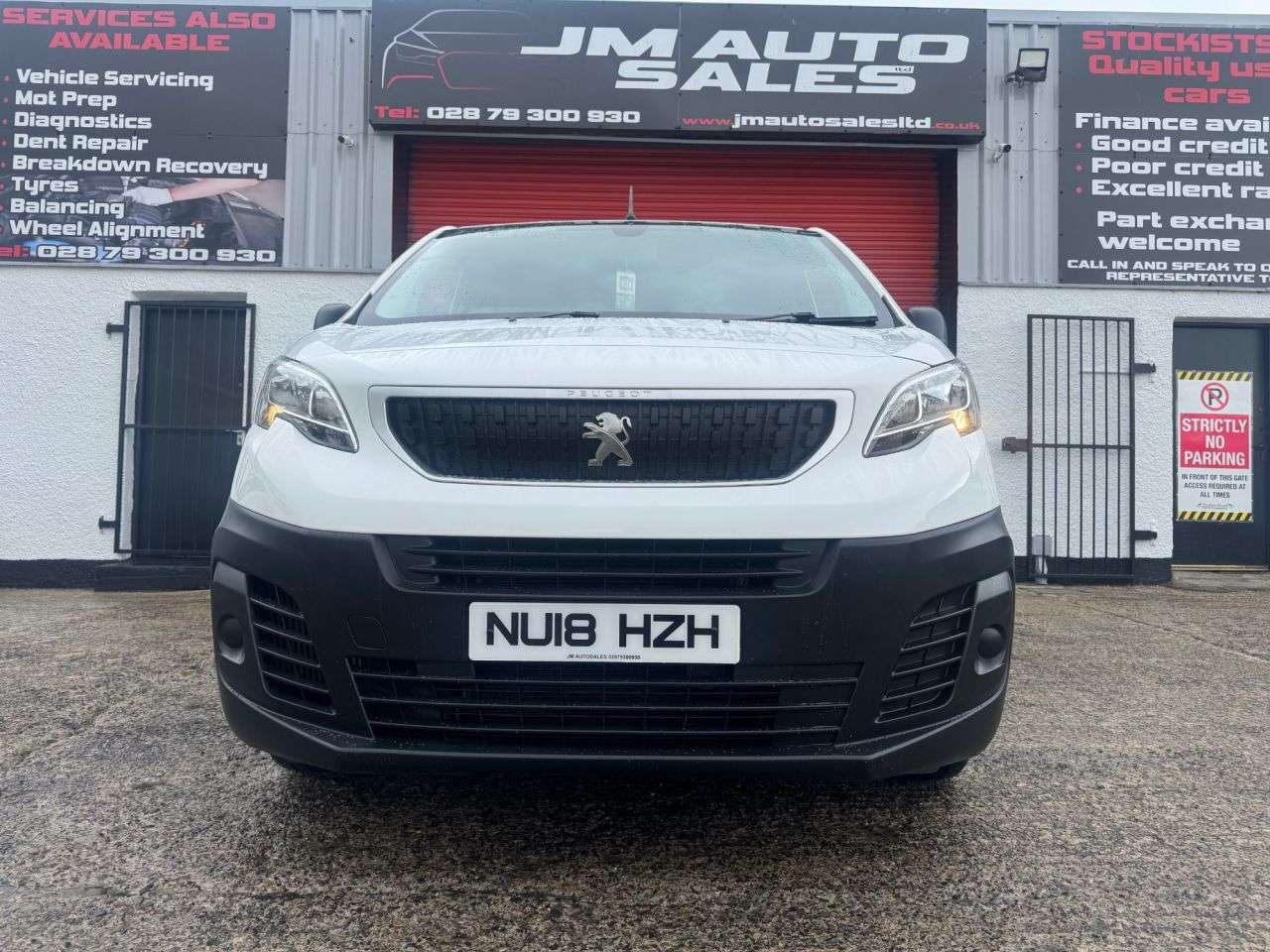 A 2018 PEUGEOT EXPERT 1.6 BlueHDi 1000 Professional Standard Panel Van 6dr Diesel Manual MWB Euro A 2018 PEUGEOT EXPERT 1.6 BlueHDi 1000 Professional Standard Panel Van 6dr Diesel Manual MWB Euro