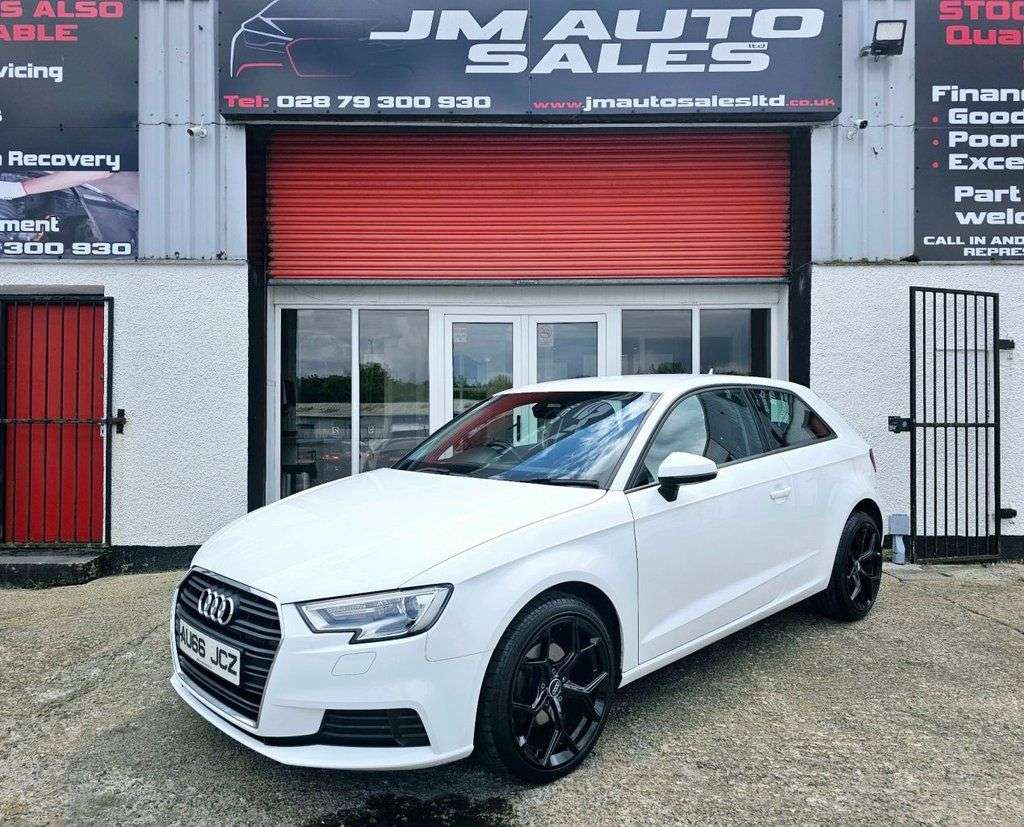 A 2016 AUDI A3 1.6 TDI SE Technik Hatchback 3dr Diesel Manual Euro 6 (s/s) (110 ps) A 2016 AUDI A3 1.6 TDI SE Technik Hatchback 3dr Diesel Manual Euro 6 (s/s) (110 ps)