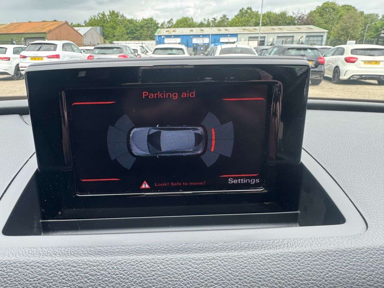 2014 AUDI Q3 2014 AUDI Q3