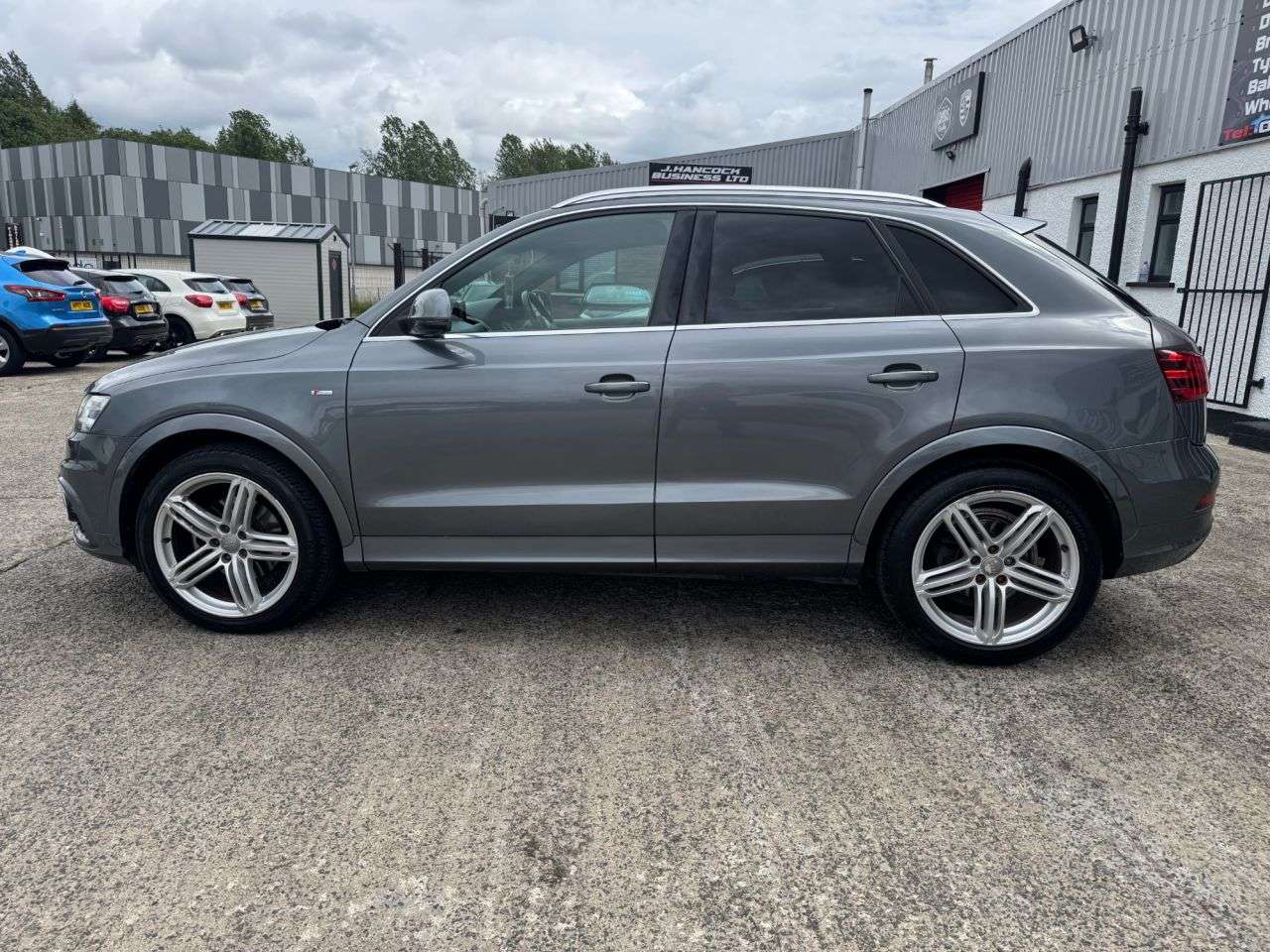 2014 AUDI Q3 2014 AUDI Q3