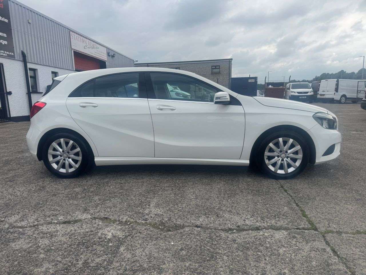 2014 MERCEDES-BENZ A-CLASS 2014 MERCEDES-BENZ A-CLASS
