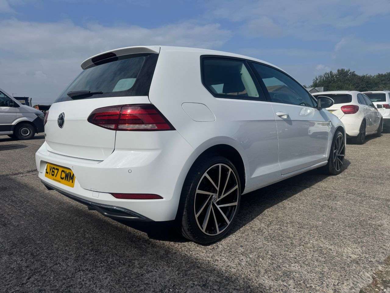 2018 VOLKSWAGEN GOLF 2018 VOLKSWAGEN GOLF