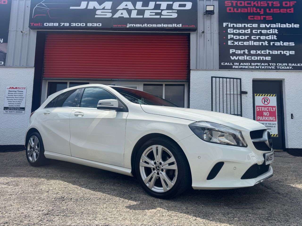 A 2018 MERCEDES A-CLASS A 180 D SPORT EXECUTIVE A 2018 MERCEDES A-CLASS A 180 D SPORT EXECUTIVE