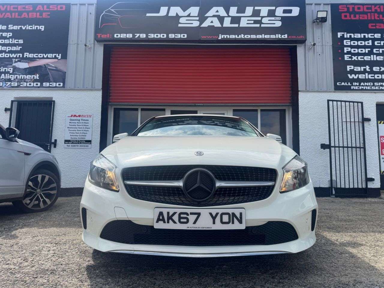 A 2018 MERCEDES A-CLASS A 180 D SPORT EXECUTIVE A 2018 MERCEDES A-CLASS A 180 D SPORT EXECUTIVE