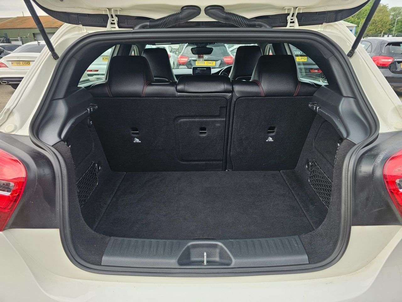 2016 MERCEDES-BENZ A CLASS 2016 MERCEDES-BENZ A CLASS