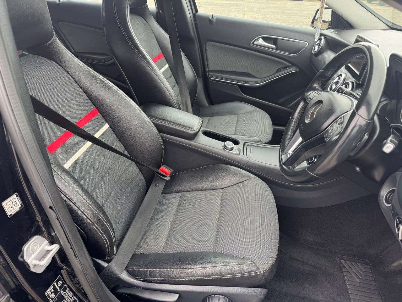2015 MERCEDES-BENZ A-CLASS 2015 MERCEDES-BENZ A-CLASS