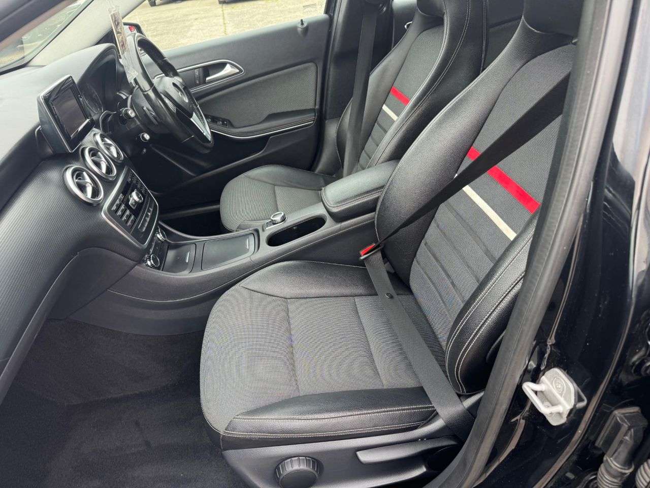 2015 MERCEDES-BENZ A-CLASS 2015 MERCEDES-BENZ A-CLASS