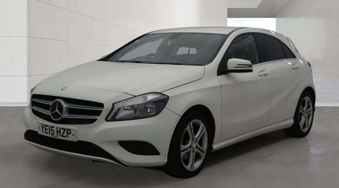 A 2015 MERCEDES-BENZ A-CLASS 1.5 A180 CDI Sport Edition Hatchback 5dr Diesel 7G-DCT Euro 5 (s/s) (109 ps A 2015 MERCEDES-BENZ A-CLASS 1.5 A180 CDI Sport Edition Hatchback 5dr Diesel 7G-DCT Euro 5 (s/s) (109 ps