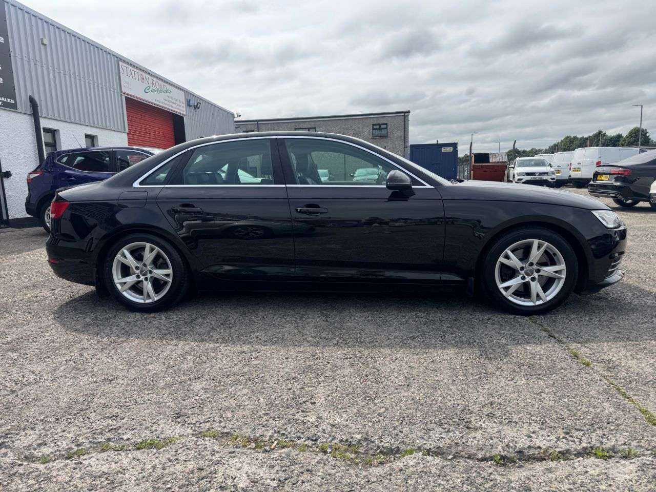 2017 AUDI A4 2017 AUDI A4