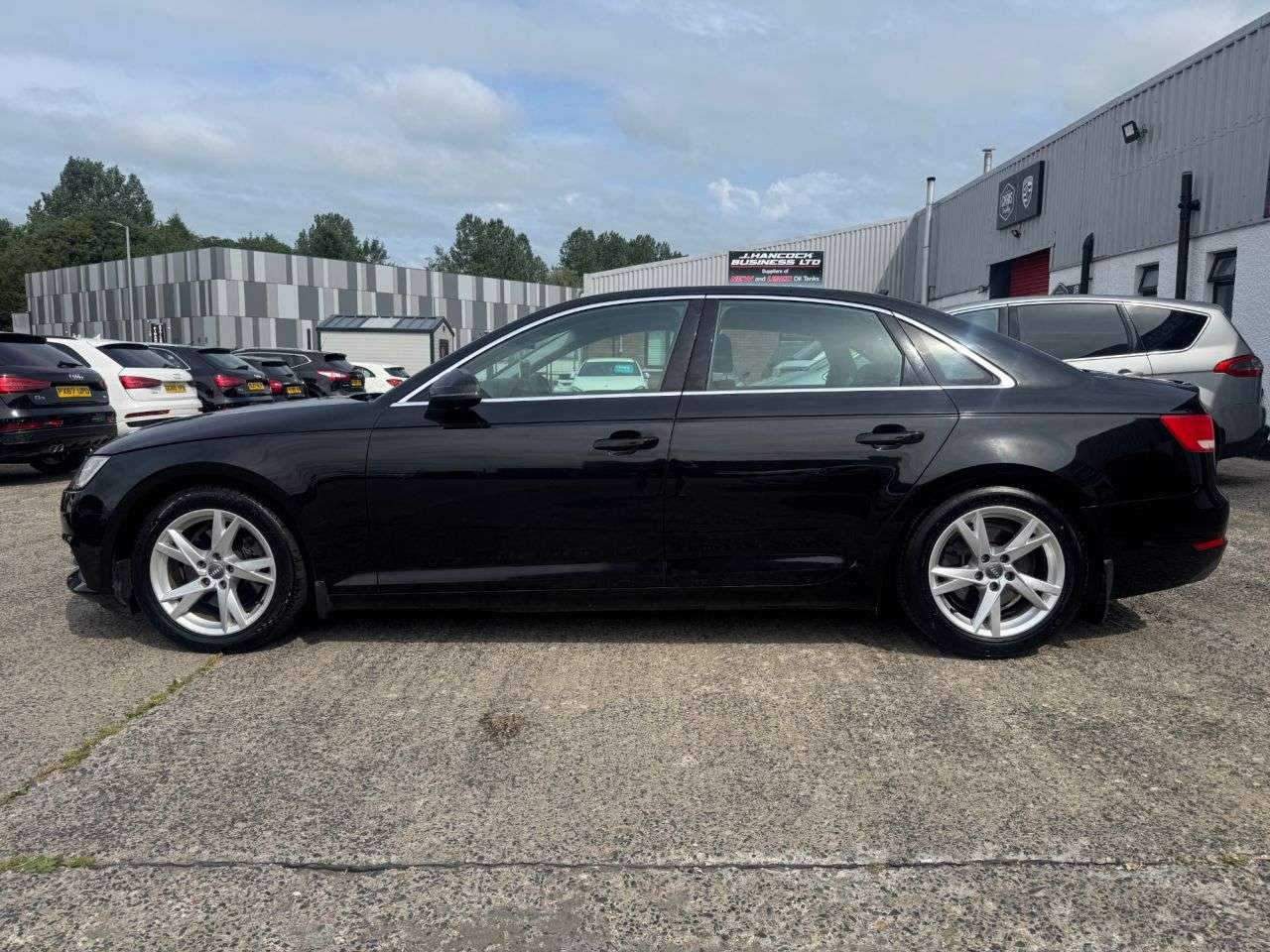 2017 AUDI A4 2017 AUDI A4