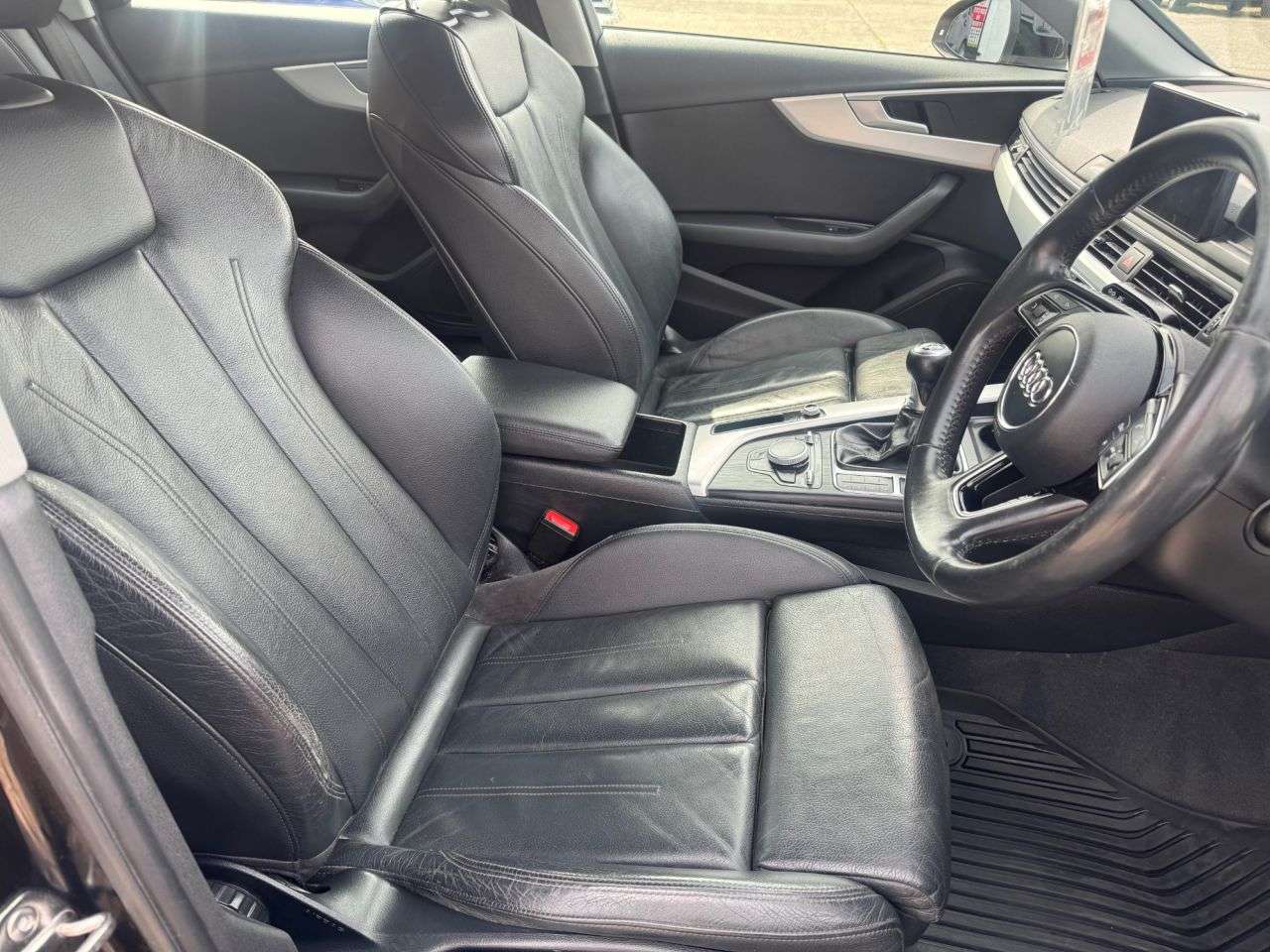2017 AUDI A4 2017 AUDI A4