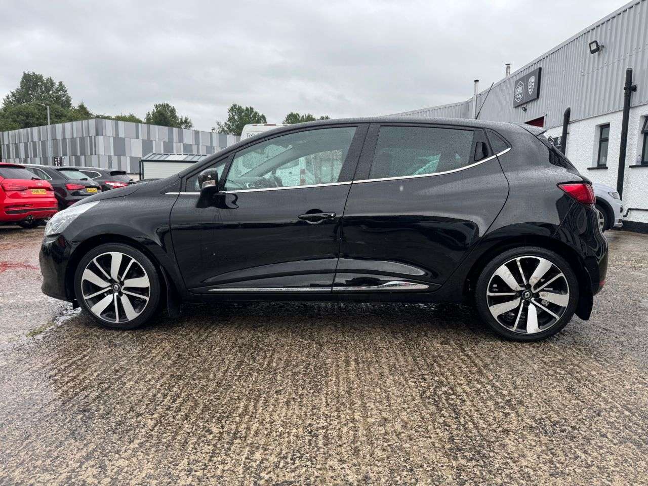 2016 RENAULT CLIO 2016 RENAULT CLIO