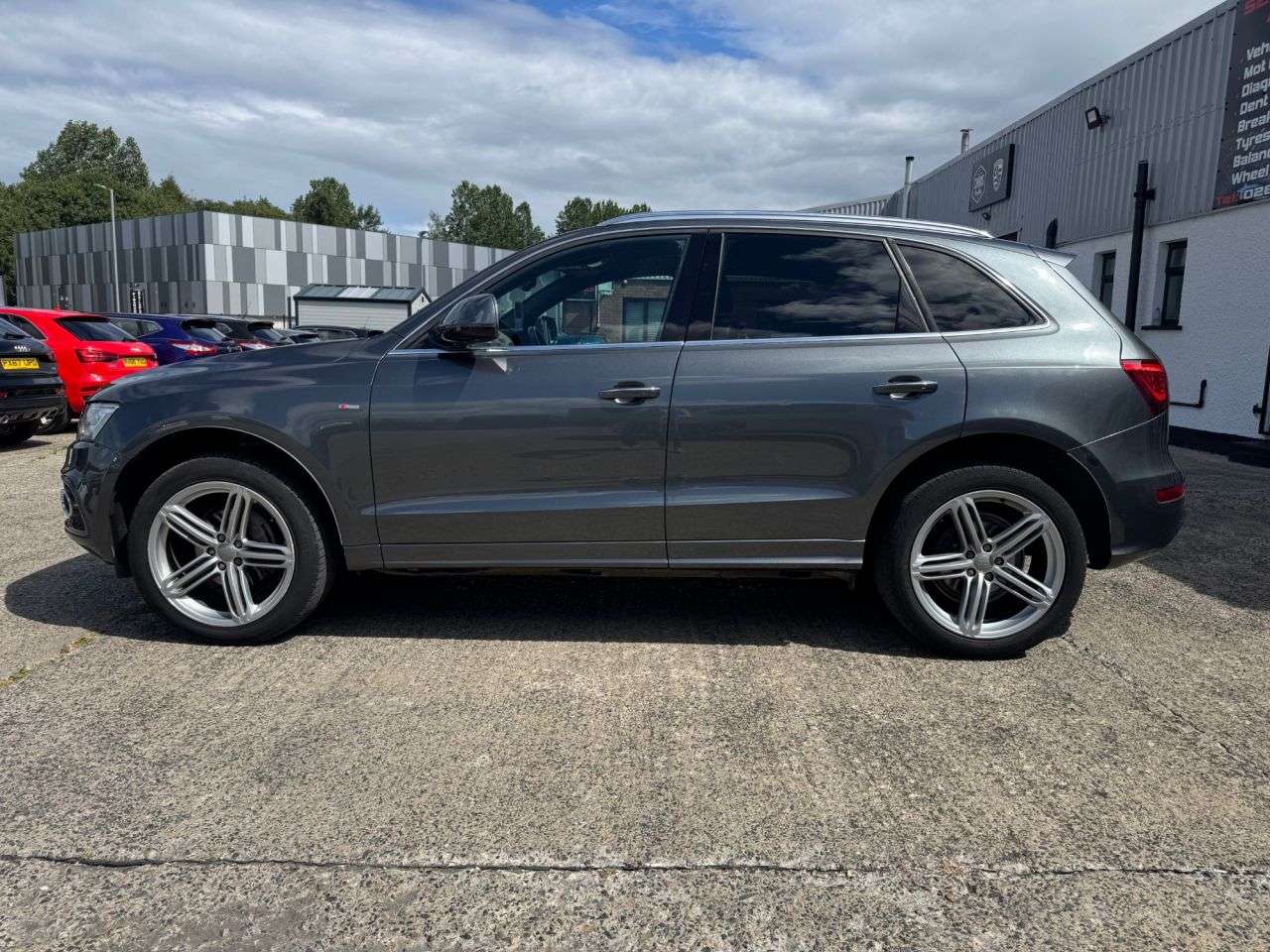 2016 AUDI Q5 2016 AUDI Q5