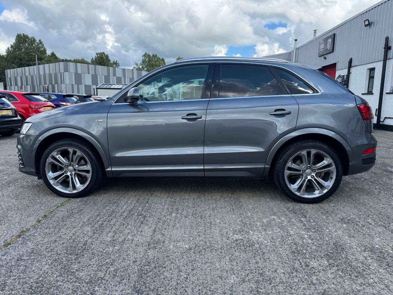 2016 AUDI Q3 2016 AUDI Q3