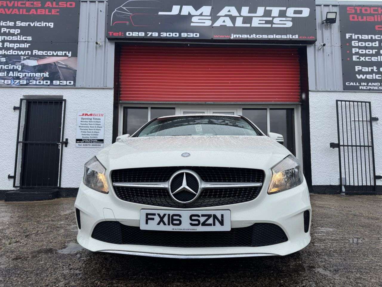 A 2016 MERCEDES-BENZ A CLASS 1.5 A180d Sport Hatchback 5dr Diesel Manual Euro 6 (s/s) (109 ps) A 2016 MERCEDES-BENZ A CLASS 1.5 A180d Sport Hatchback 5dr Diesel Manual Euro 6 (s/s) (109 ps)