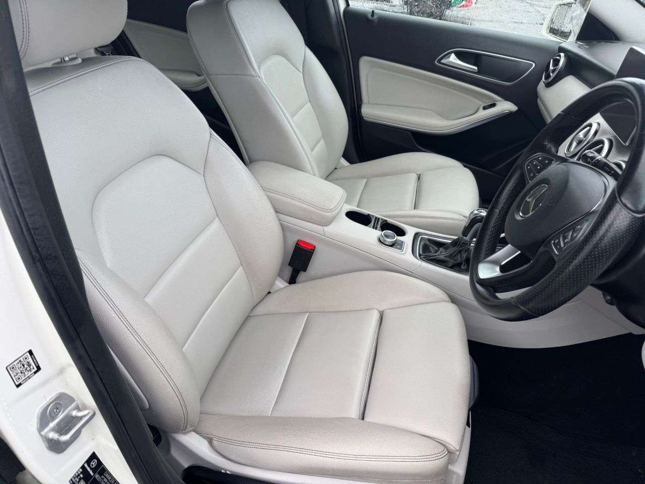 2016 MERCEDES-BENZ A CLASS 2016 MERCEDES-BENZ A CLASS