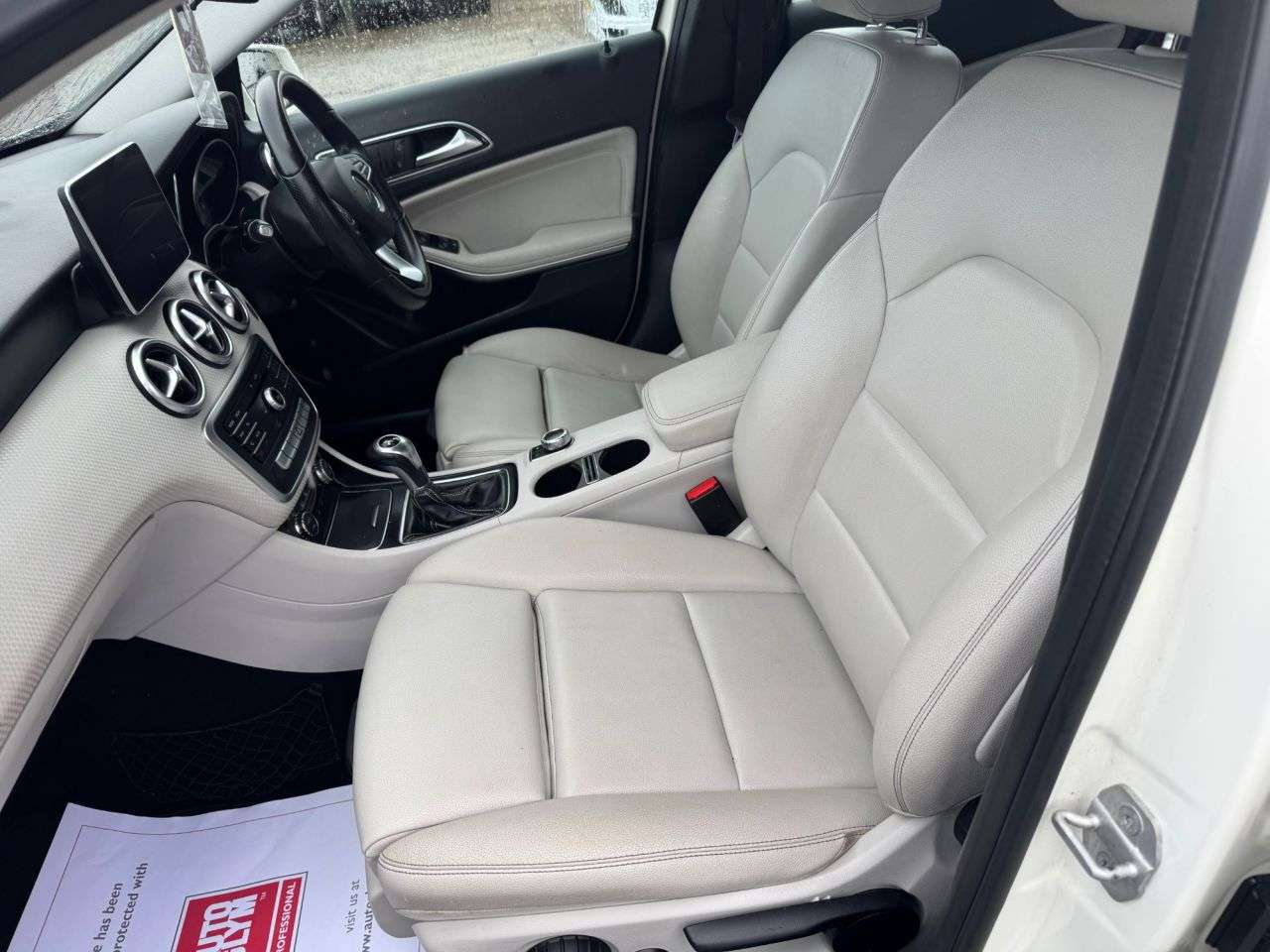 2016 MERCEDES-BENZ A CLASS 2016 MERCEDES-BENZ A CLASS