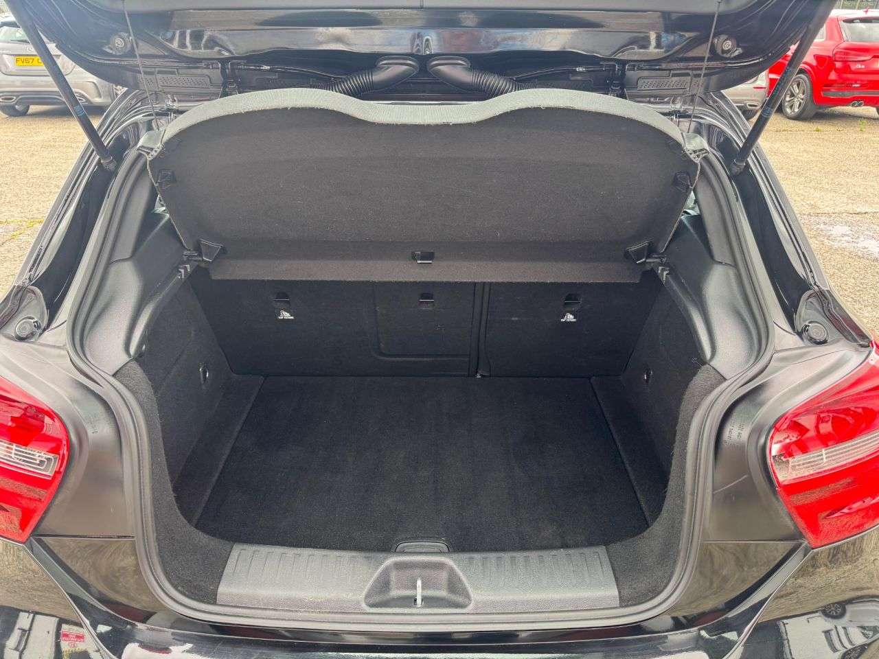 2017 MERCEDES-BENZ A CLASS 2017 MERCEDES-BENZ A CLASS