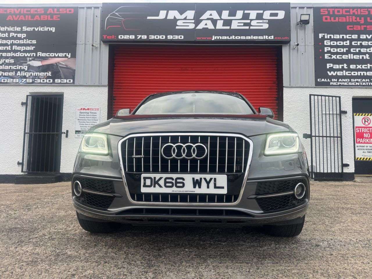 A 2016 AUDI Q5 2.0 TDI S line SUV 5dr Diesel Manual quattro Euro 6 (s/s) (150 ps) A 2016 AUDI Q5 2.0 TDI S line SUV 5dr Diesel Manual quattro Euro 6 (s/s) (150 ps)