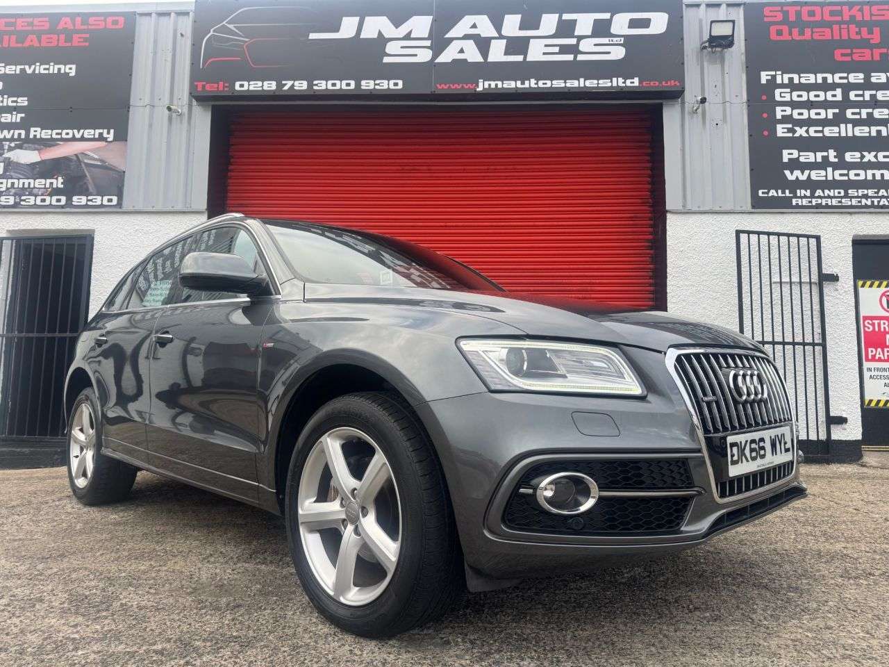 A 2016 AUDI Q5 2.0 TDI S line SUV 5dr Diesel Manual quattro Euro 6 (s/s) (150 ps) A 2016 AUDI Q5 2.0 TDI S line SUV 5dr Diesel Manual quattro Euro 6 (s/s) (150 ps)