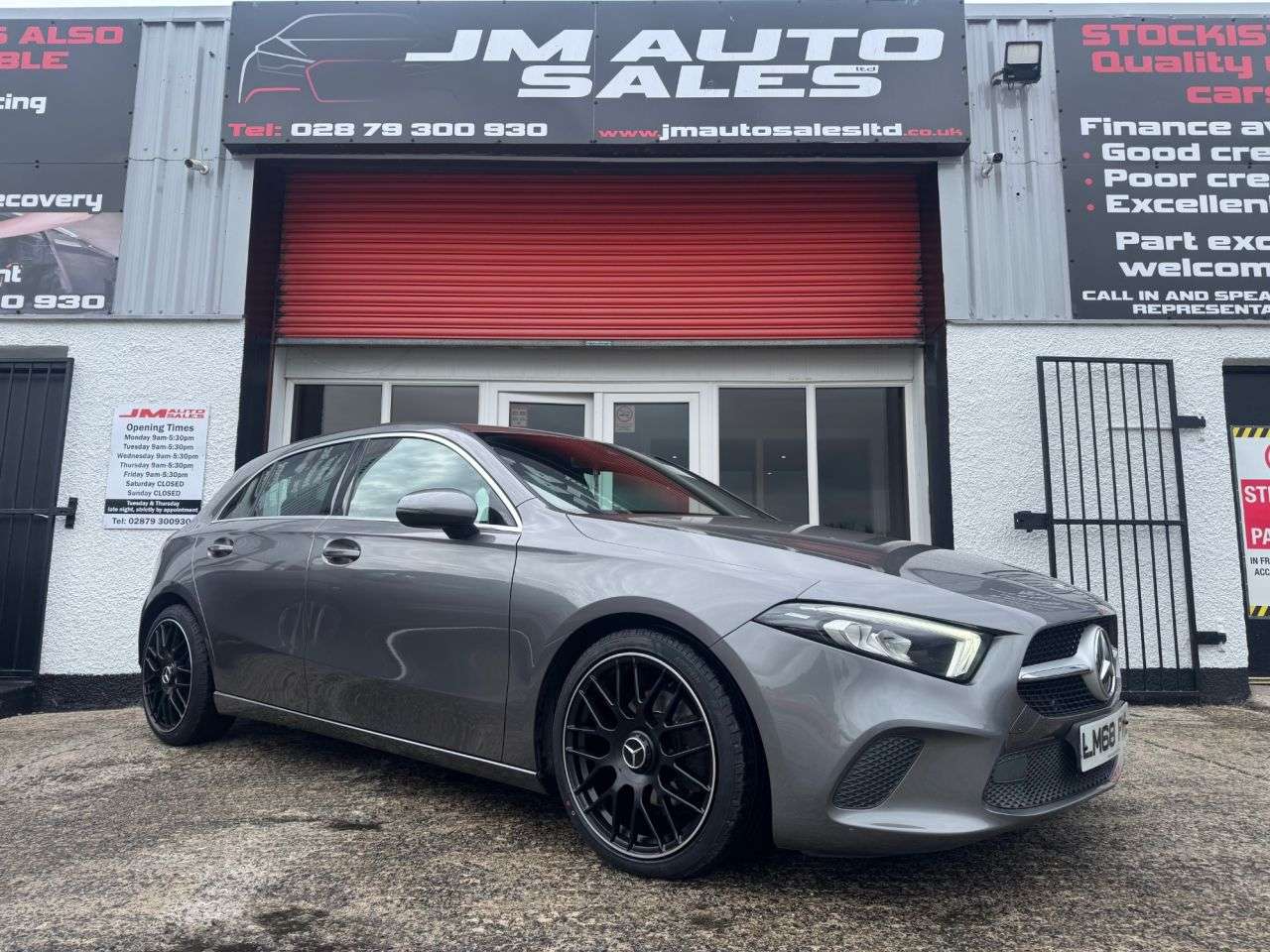 A 2018 MERCEDES-BENZ A CLASS 1.5 A180d Sport Hatchback 5dr Diesel 7G-DCT Euro 6 (s/s) (116 ps) A 2018 MERCEDES-BENZ A CLASS 1.5 A180d Sport Hatchback 5dr Diesel 7G-DCT Euro 6 (s/s) (116 ps)