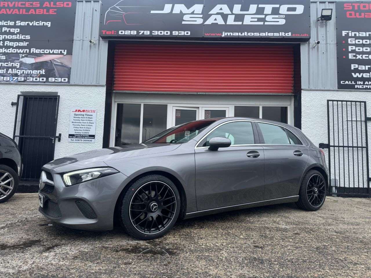 A 2018 MERCEDES-BENZ A CLASS 1.5 A180d Sport Hatchback 5dr Diesel 7G-DCT Euro 6 (s/s) (116 ps) A 2018 MERCEDES-BENZ A CLASS 1.5 A180d Sport Hatchback 5dr Diesel 7G-DCT Euro 6 (s/s) (116 ps)