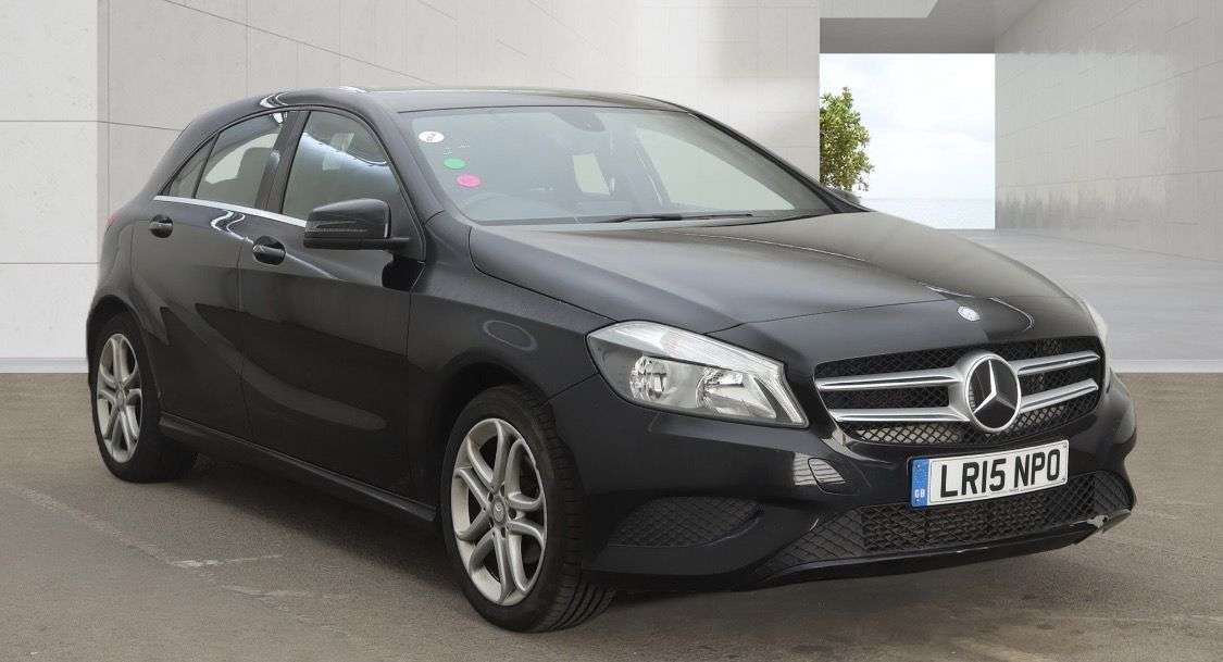 A 2015 MERCEDES-BENZ A CLASS 1.5 A180 CDI Sport Hatchback 5dr Diesel Manual Euro 5 (s/s) (109 ps) A 2015 MERCEDES-BENZ A CLASS 1.5 A180 CDI Sport Hatchback 5dr Diesel Manual Euro 5 (s/s) (109 ps)