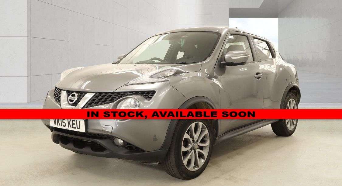 A 2015 NISSAN JUKE 1.5 dCi 8v Tekna SUV 5dr Diesel Manual Euro 5 (s/s) (110 ps) A 2015 NISSAN JUKE 1.5 dCi 8v Tekna SUV 5dr Diesel Manual Euro 5 (s/s) (110 ps)