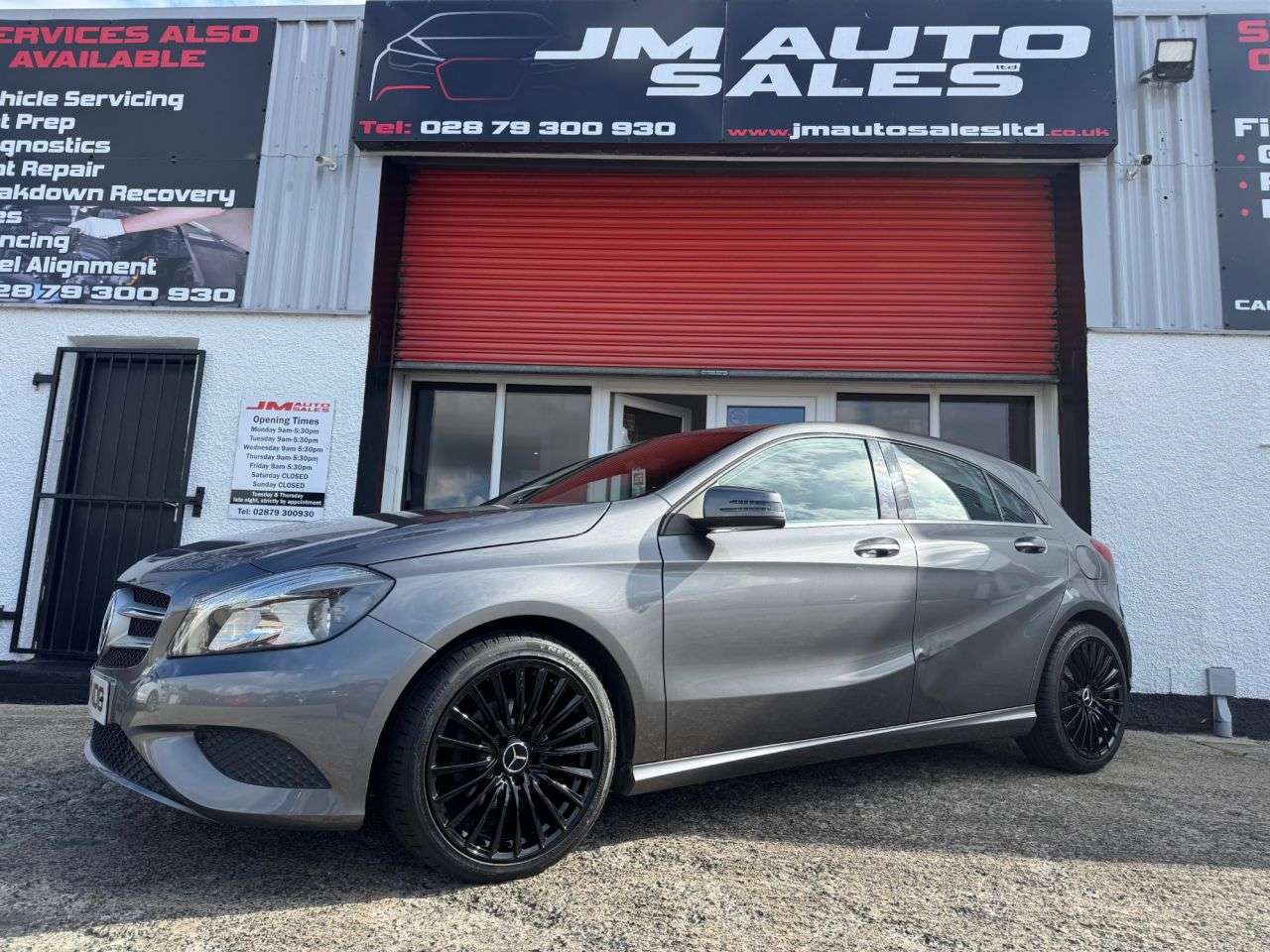 A 2015 MERCEDES-BENZ A CLASS 1.5 A180 CDI Sport Hatchback 5dr Diesel 7G-DCT Euro 5 (s/s) (109 ps) A 2015 MERCEDES-BENZ A CLASS 1.5 A180 CDI Sport Hatchback 5dr Diesel 7G-DCT Euro 5 (s/s) (109 ps)