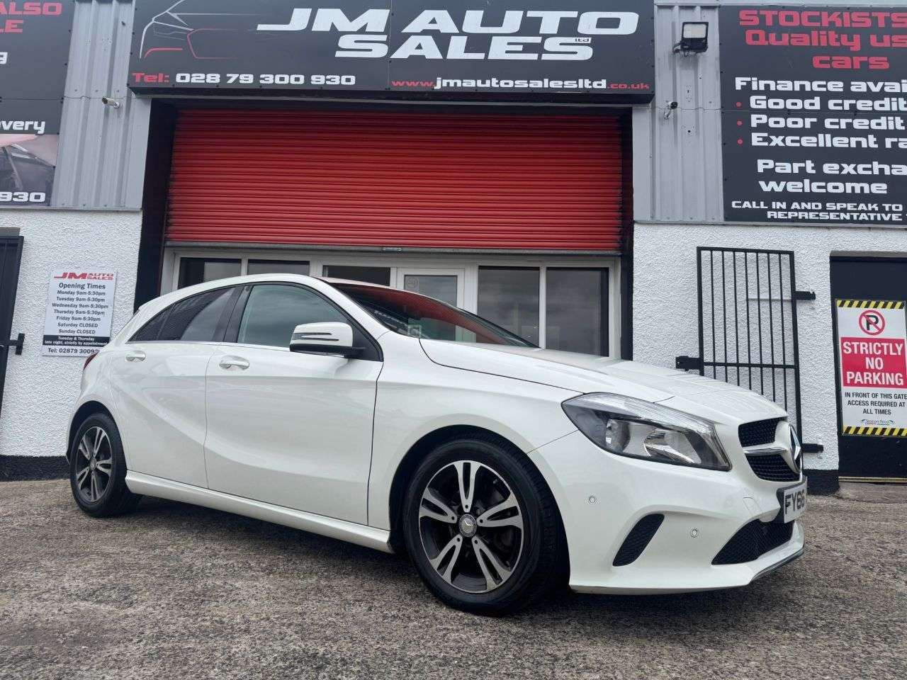 A 2016 MERCEDES-BENZ A CLASS 1.5 A180d SE (Executive) Hatchback 5dr Diesel Manual Euro 6 (s/s) (109 ps) A 2016 MERCEDES-BENZ A CLASS 1.5 A180d SE (Executive) Hatchback 5dr Diesel Manual Euro 6 (s/s) (109 ps)