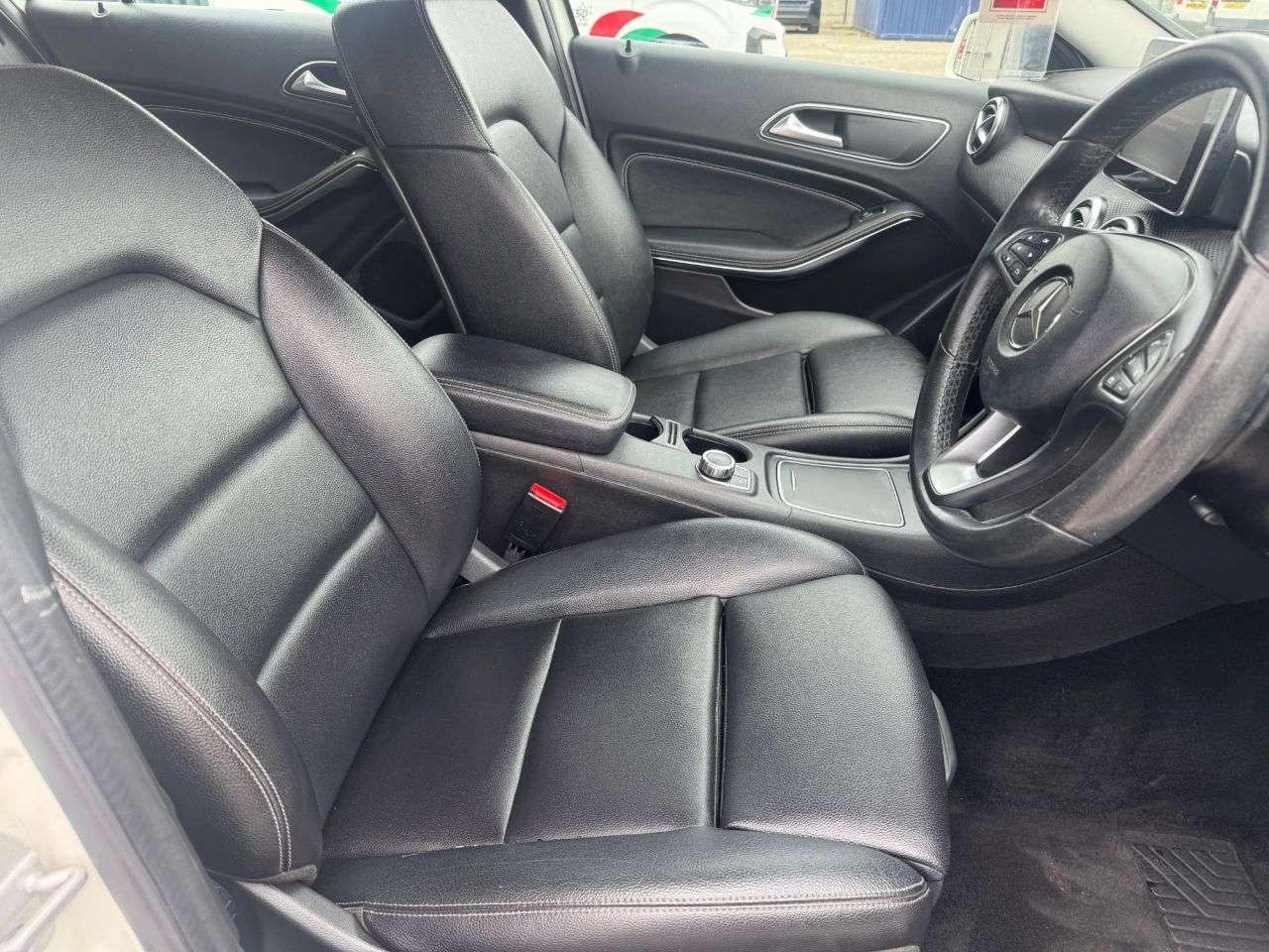 2017 MERCEDES-BENZ A CLASS 2017 MERCEDES-BENZ A CLASS