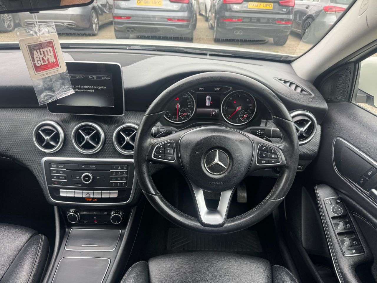 2017 MERCEDES-BENZ A CLASS 2017 MERCEDES-BENZ A CLASS