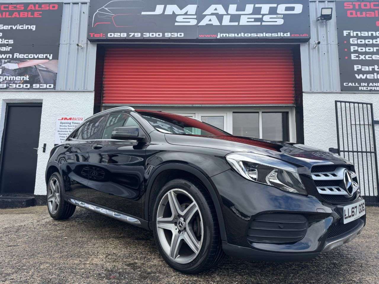 A 2017 MERCEDES-BENZ GLA 2.1 GLA200d AMG Line SUV 5dr Diesel 7G-DCT Euro 6 (s/s) (136 ps) A 2017 MERCEDES-BENZ GLA 2.1 GLA200d AMG Line SUV 5dr Diesel 7G-DCT Euro 6 (s/s) (136 ps)