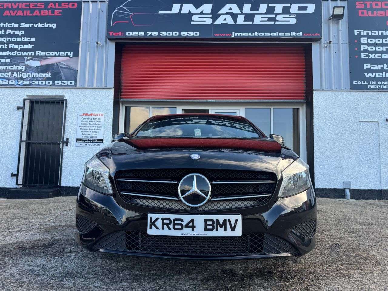 A 2015 MERCEDES-BENZ A CLASS 1.5 A180 CDI SE Hatchback 5dr Diesel 7G-DCT Euro 5 (s/s) (109 ps) A 2015 MERCEDES-BENZ A CLASS 1.5 A180 CDI SE Hatchback 5dr Diesel 7G-DCT Euro 5 (s/s) (109 ps)